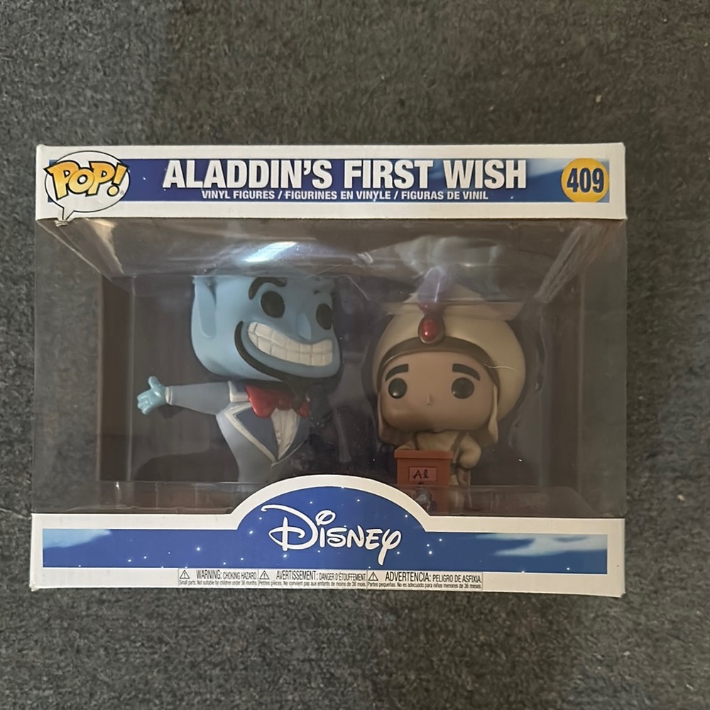 Disney Pop! Aladdin and Genie Vinyl Figures - Blue and Tan